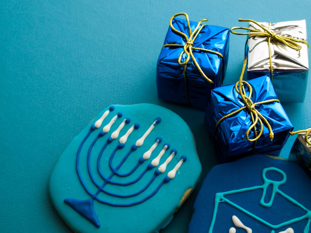 מתנות לחנוכה לעובדים - גיל גיפט